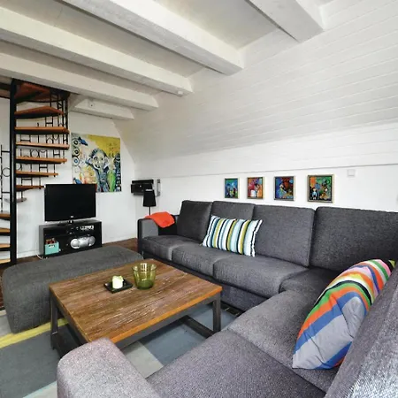 Three-bedroom Holiday In * Fano