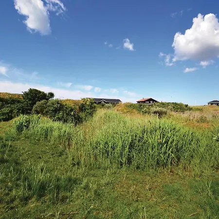 Three-bedroom Holiday In Holiday home Fano