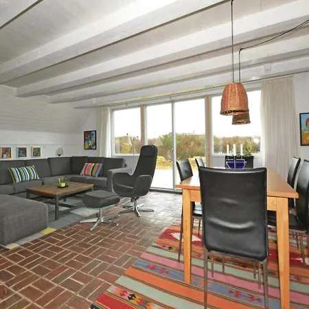 Three-bedroom Holiday In Fano